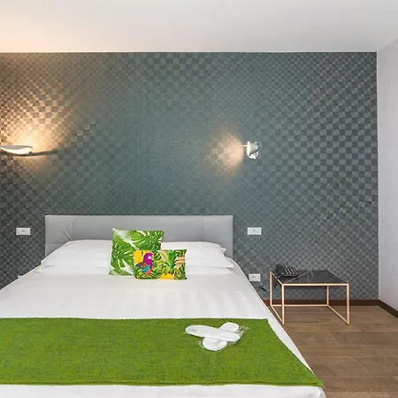 Hotel Joseph 3*