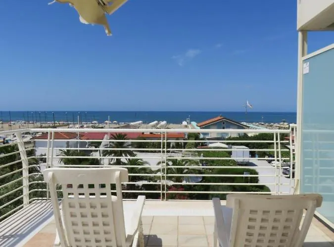 Joseph Hotel Marina di Pietrasanta