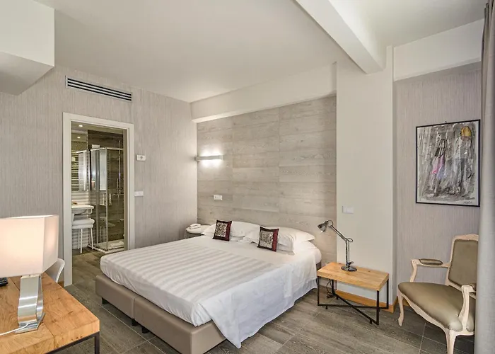 Joseph マリーナ・ディ・ピエトラサンタ